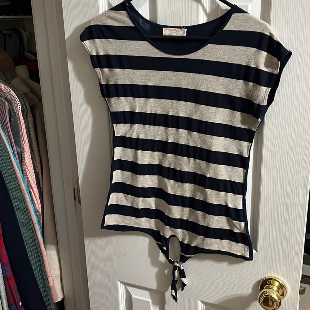 short sleeve top